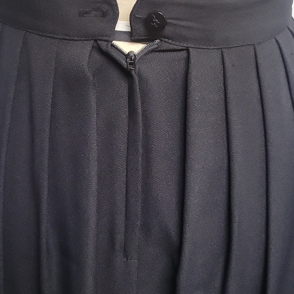 Greg Adams Vintage Black Midi Skirt. - Picture 3 of 5